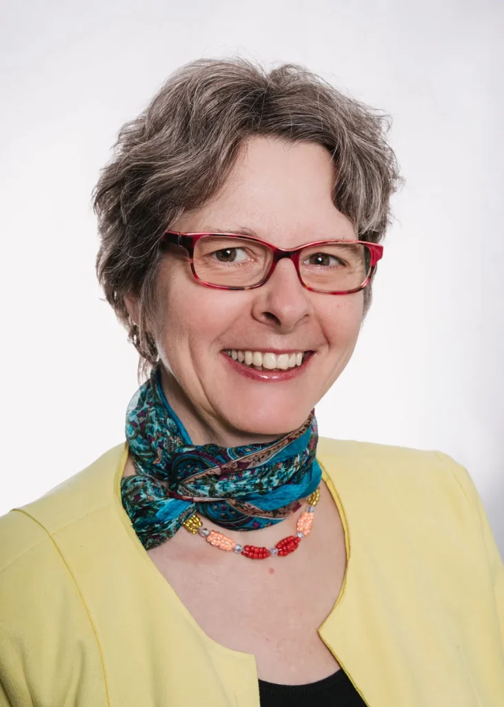 Paßfoto neu Portrait Sabine
